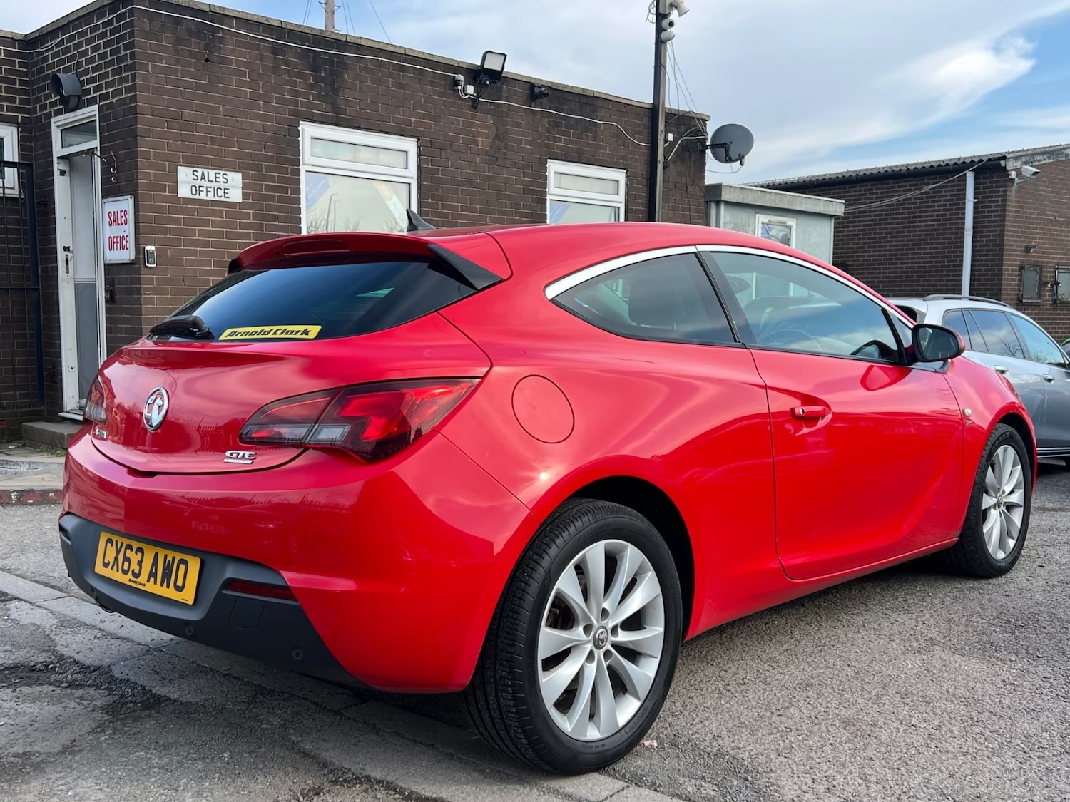 Used Vauxhall Astra GTC 2013 for sale - 77184872: Photo 3