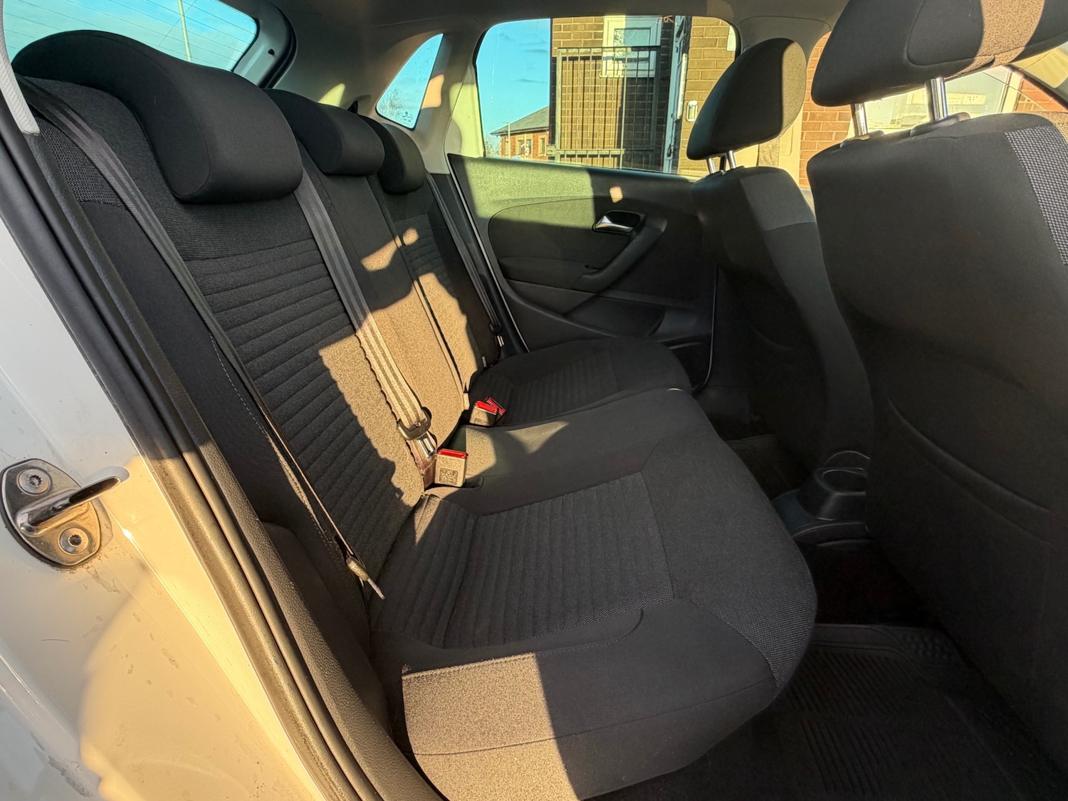 Used Volkswagen Polo 2011 for sale - 76750581: Photo 9