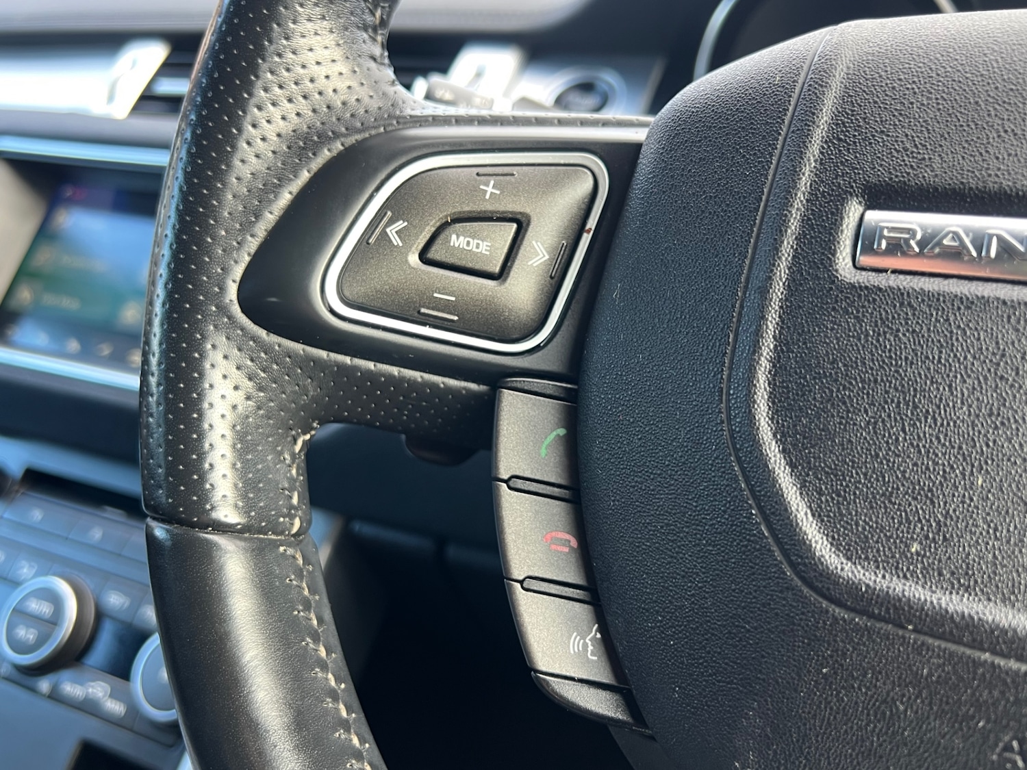 Used Land Rover Range Rover Evoque 2017 for sale - 75792090: Photo 23