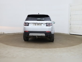 Used Land Rover Discovery Sport 2019 for sale - 78801990: Photo