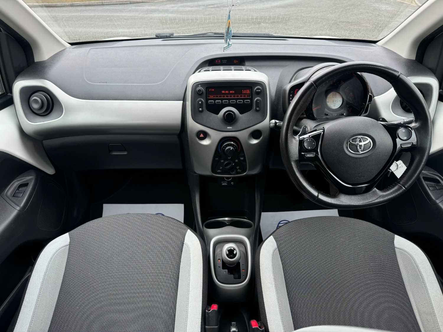 Used Toyota AYGO 2015 for sale - 78061441: Photo 15