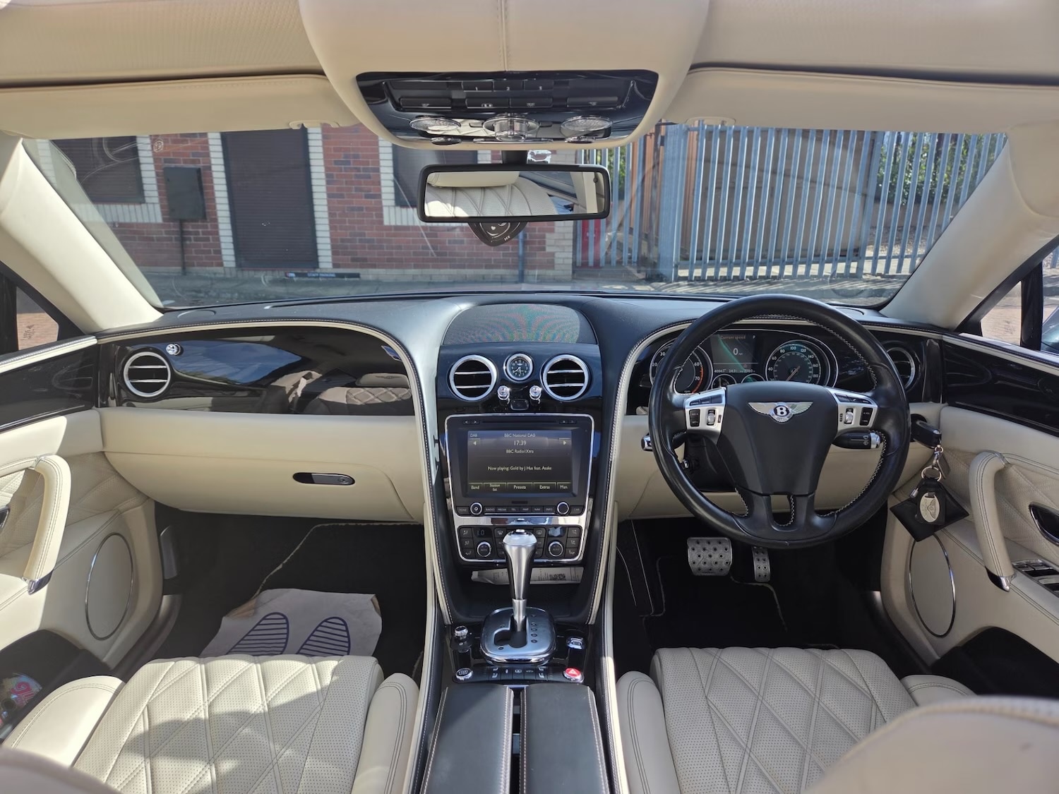 Used Bentley Flying Spur 2015 for sale - 77245530: Photo 15