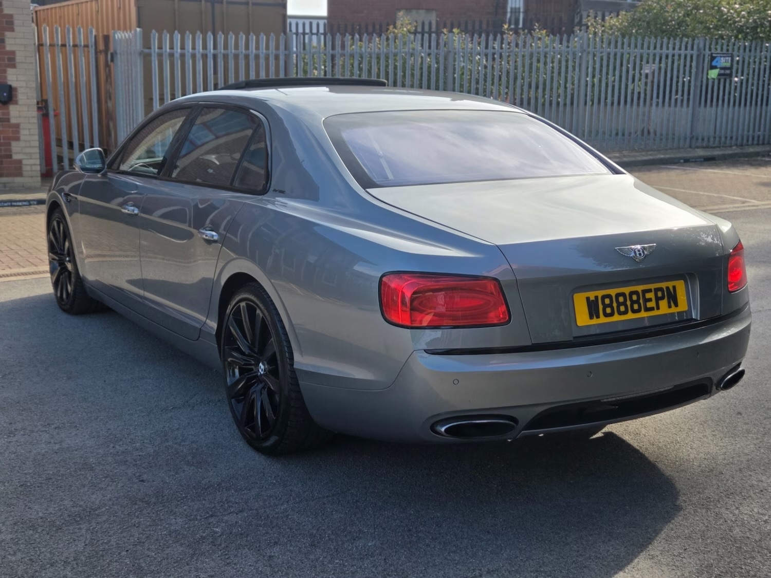 Used Bentley Flying Spur 2015 for sale - 77245530: Photo 5