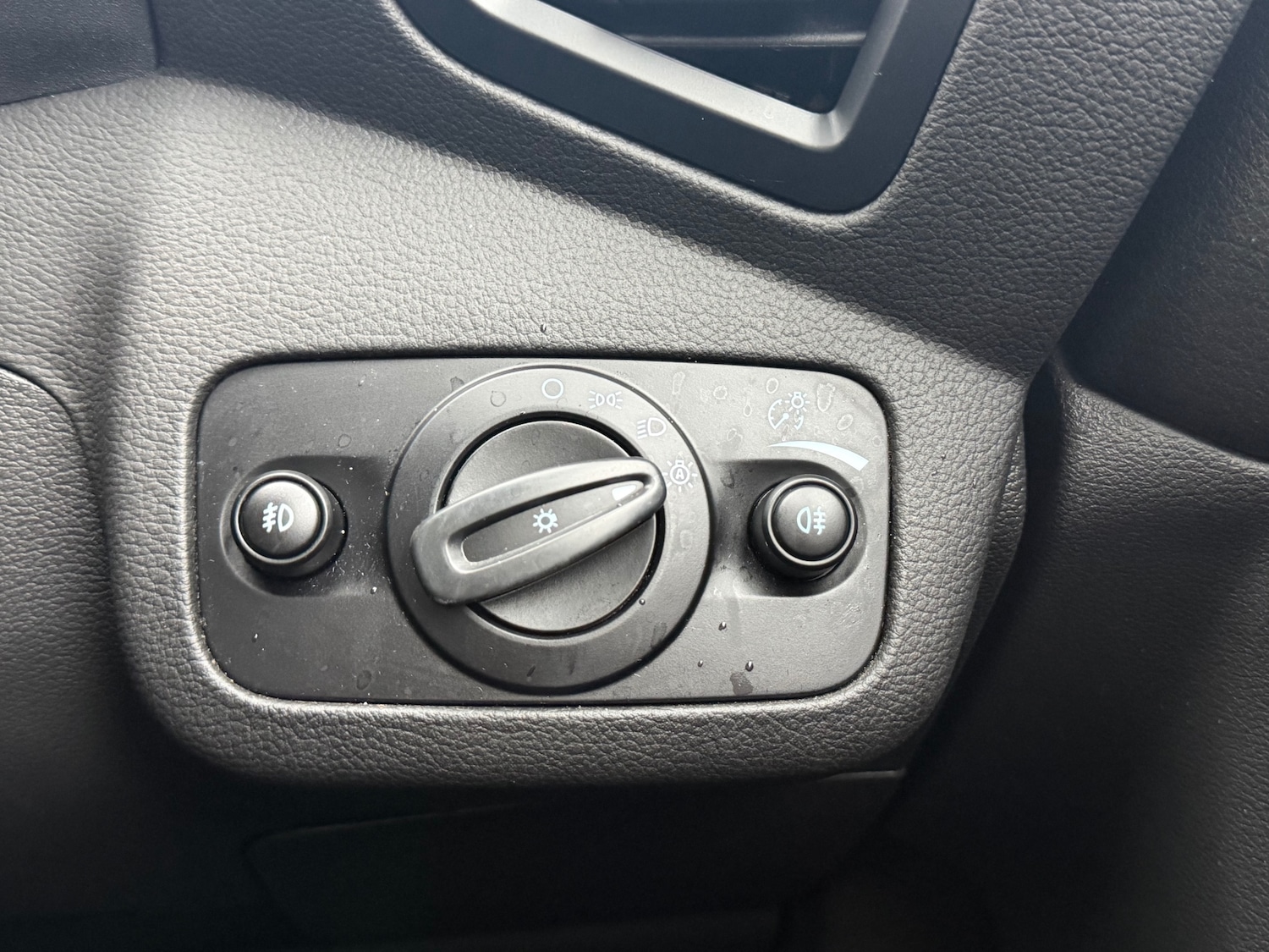 Used Ford Kuga 2016 for sale - 77207129: Photo 11