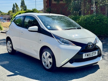 Used Toyota AYGO 2015 for sale - 79468536: Photo