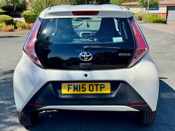 Used Toyota AYGO 2015 for sale - 79468536: Photo
