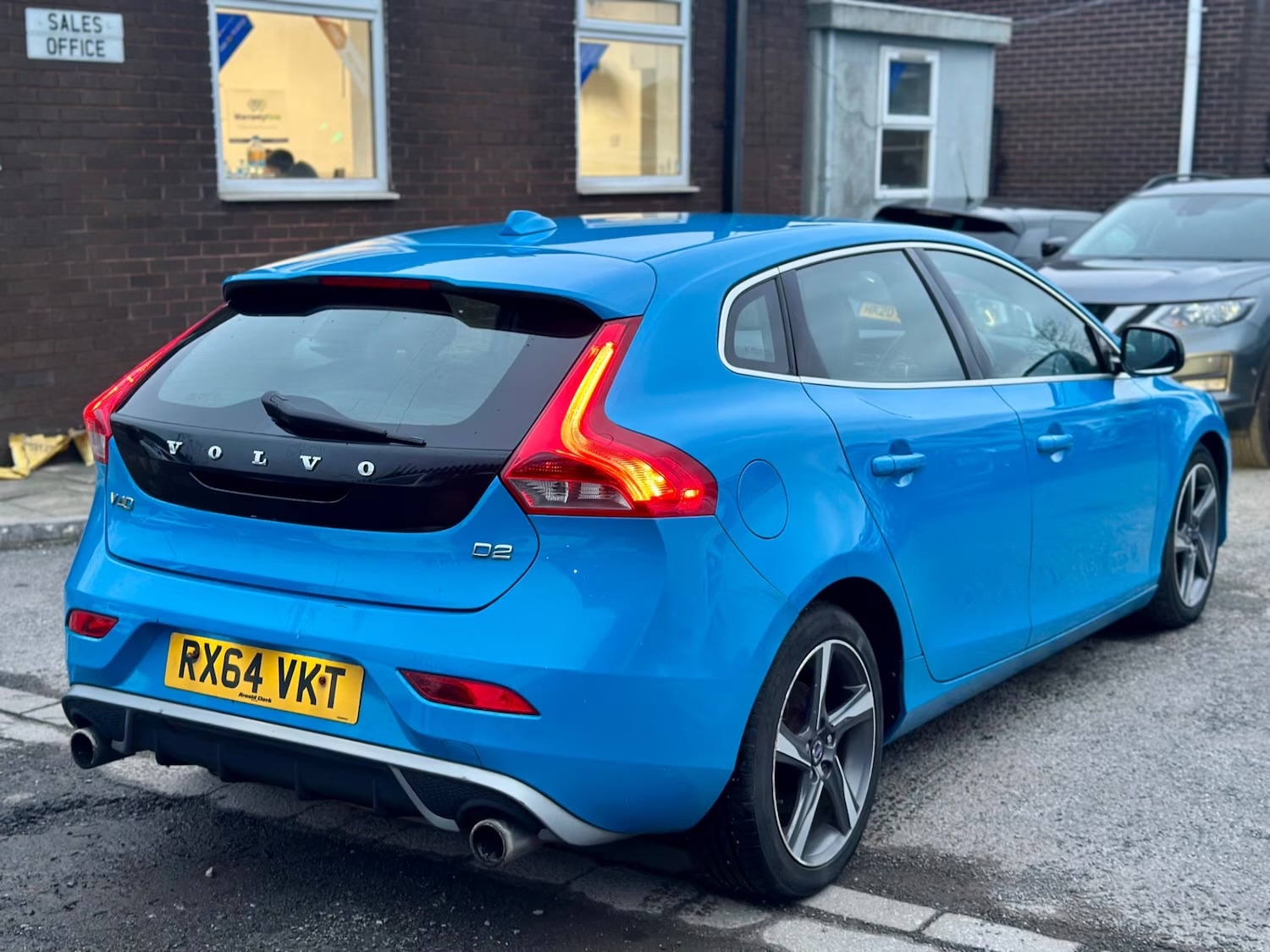 Used Volvo V40 2014 for sale - 77186409: Photo 3