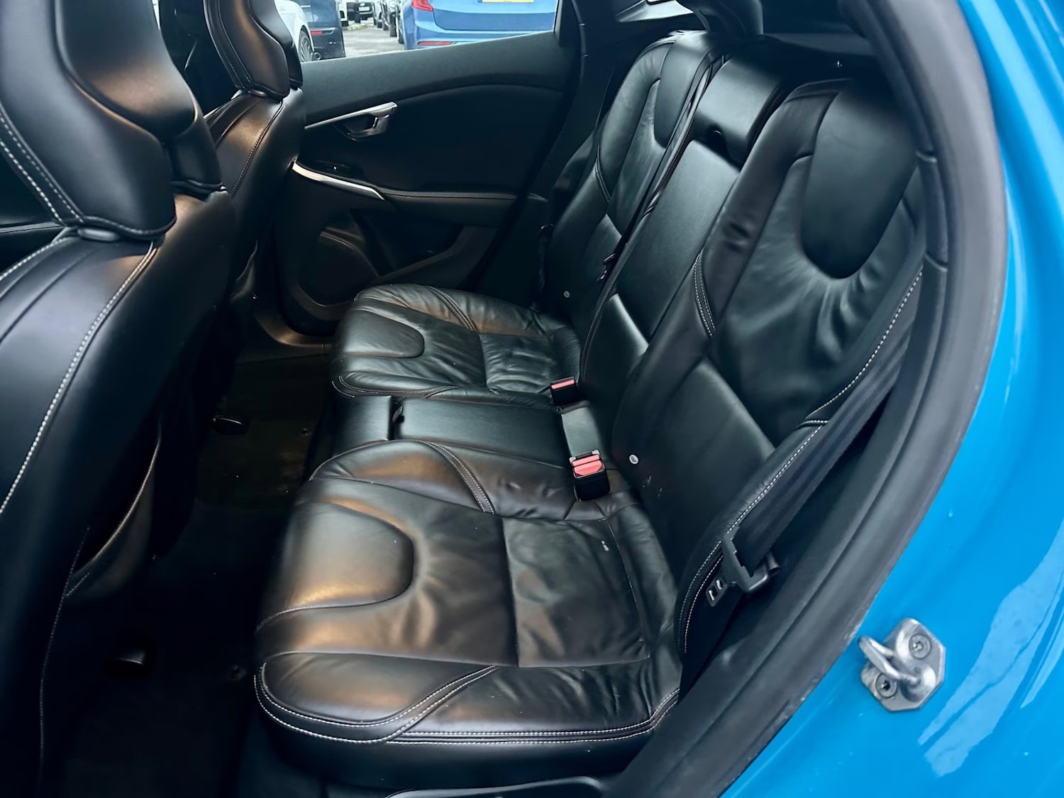 Used Volvo V40 2014 for sale - 77186409: Photo 8