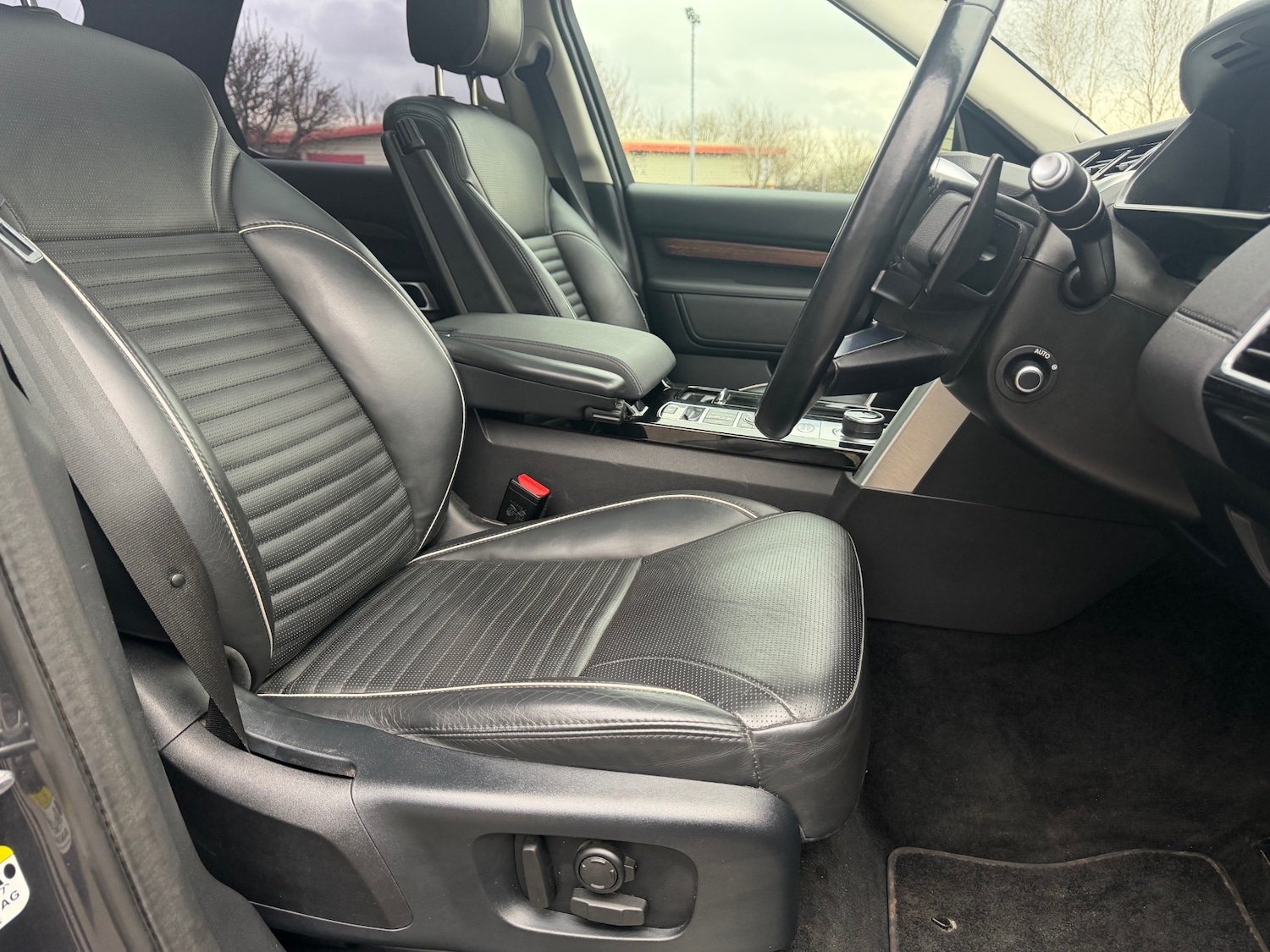 Used Land Rover Discovery 2020 for sale - 77438496: Photo 15