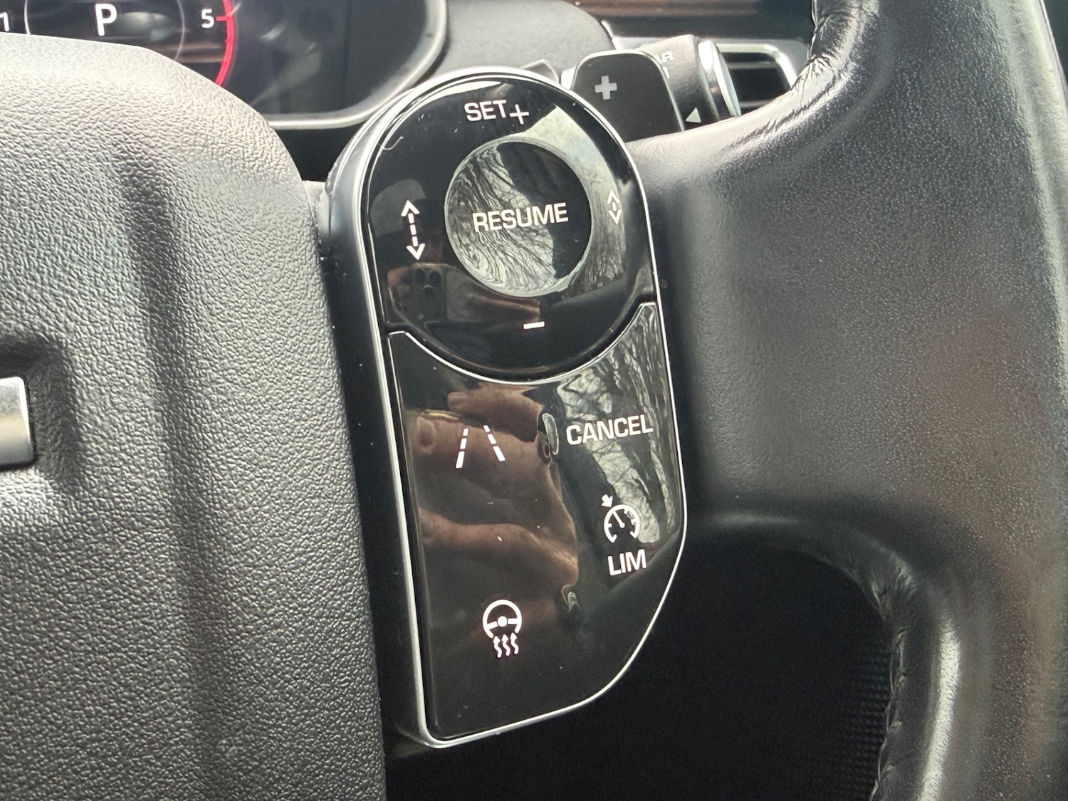 Used Land Rover Discovery 2020 for sale - 77438496: Photo 24