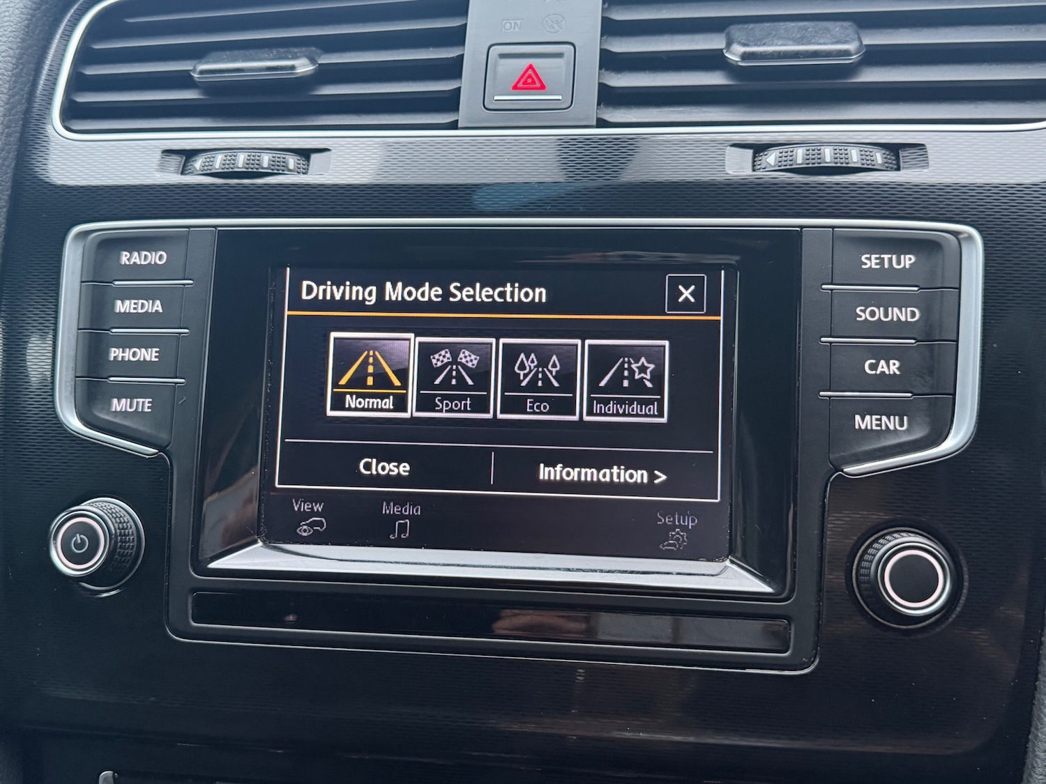 Used Volkswagen Golf 2015 for sale - 77364803: Photo 16