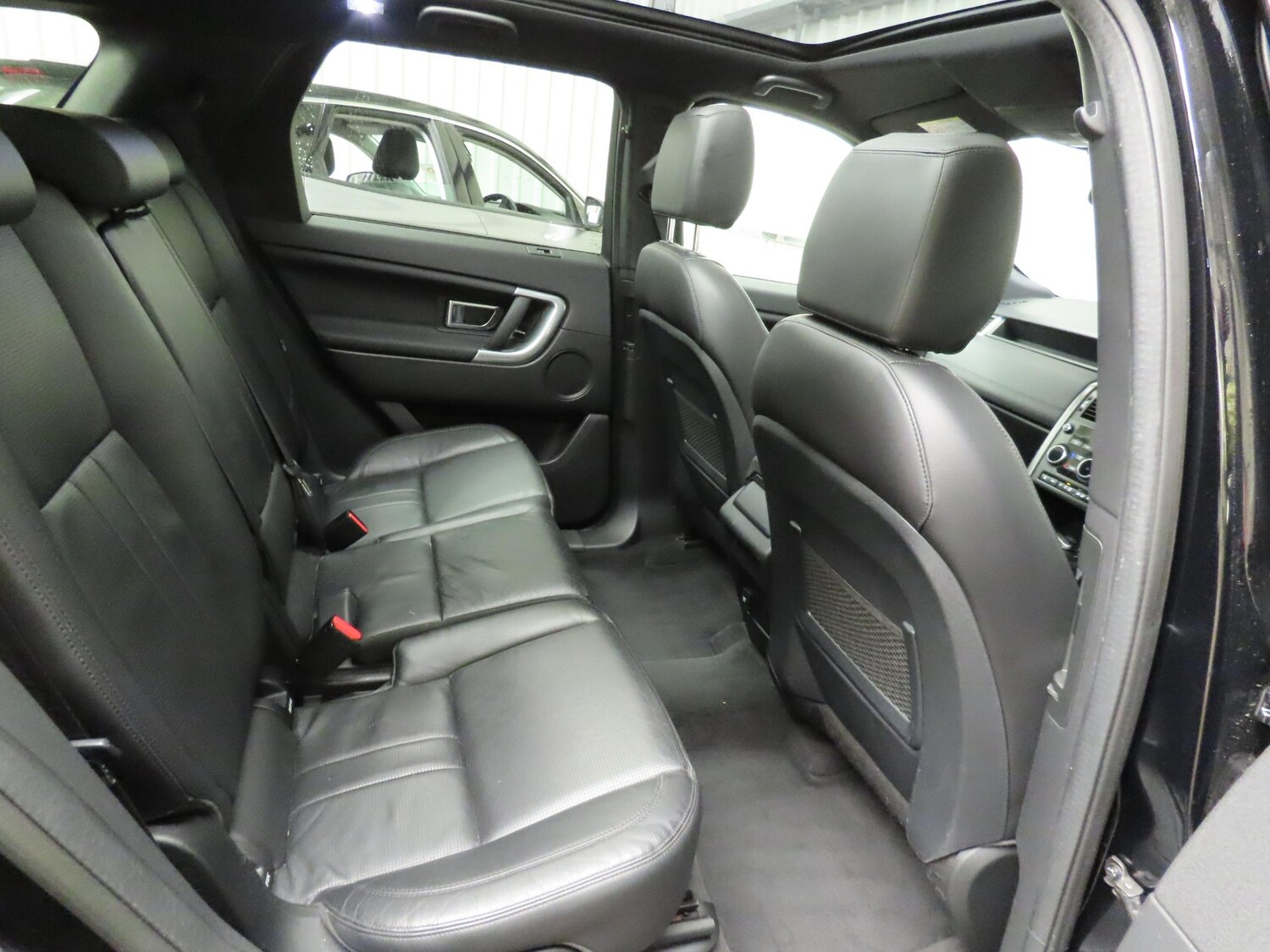 Used Land Rover Discovery Sport 2019 for sale - 77848854: Photo 13