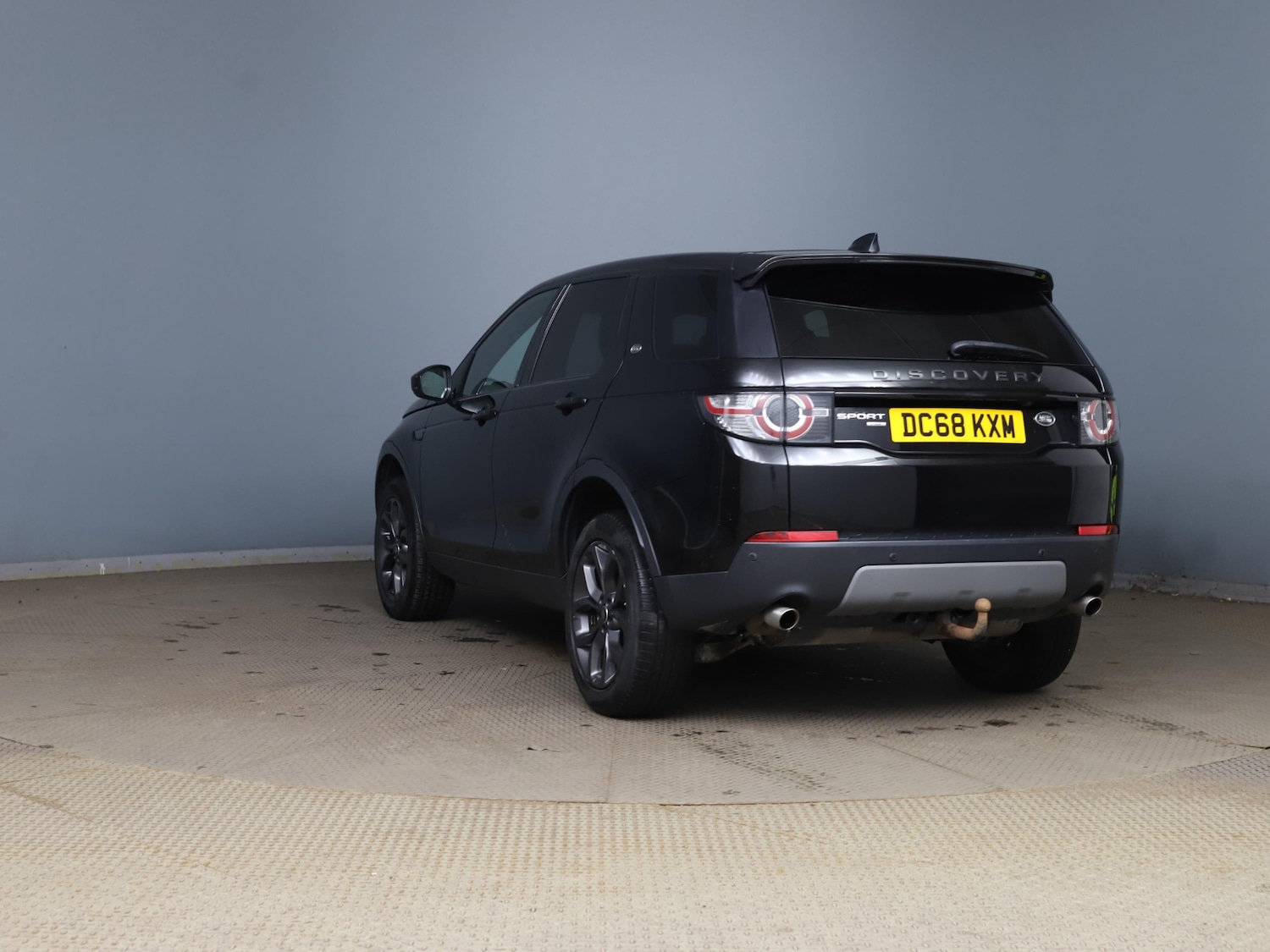 Used Land Rover Discovery Sport 2019 for sale - 77848854: Photo 5