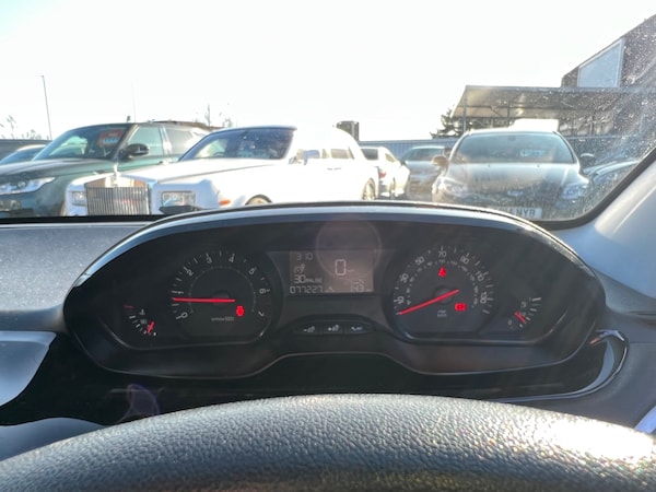 Used Peugeot 208 2012 for sale - 74266436: Photo 14