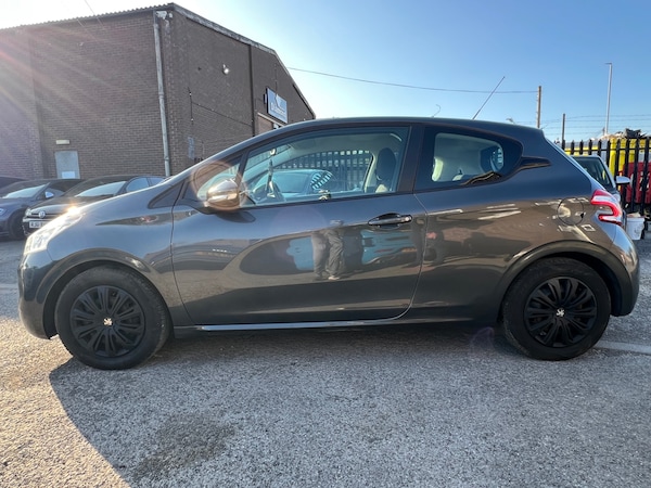 Used Peugeot 208 2012 for sale - 74266436: Photo 6
