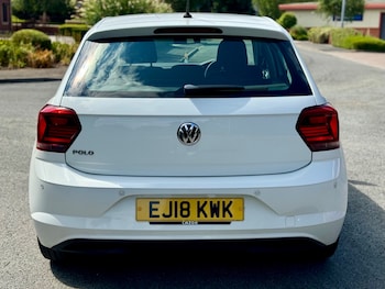 Used Volkswagen Polo 2018 for sale - 79253573: Photo