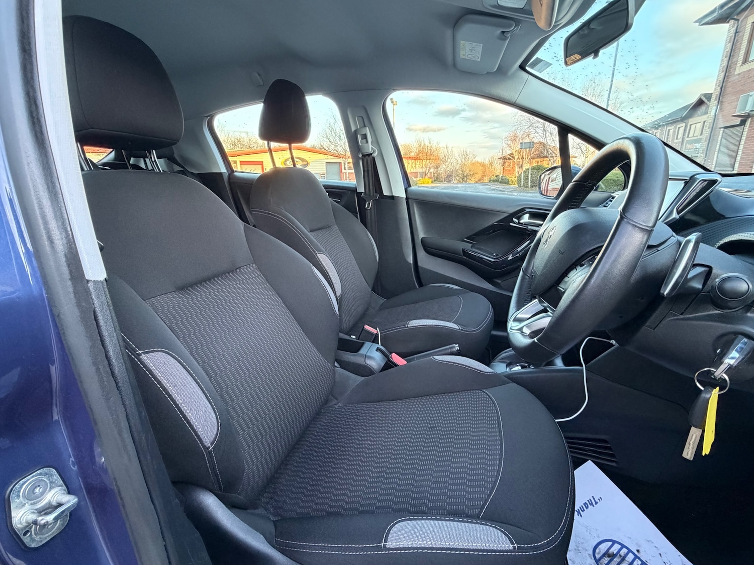 Used Peugeot 208 2016 for sale - 77587386: Photo 10