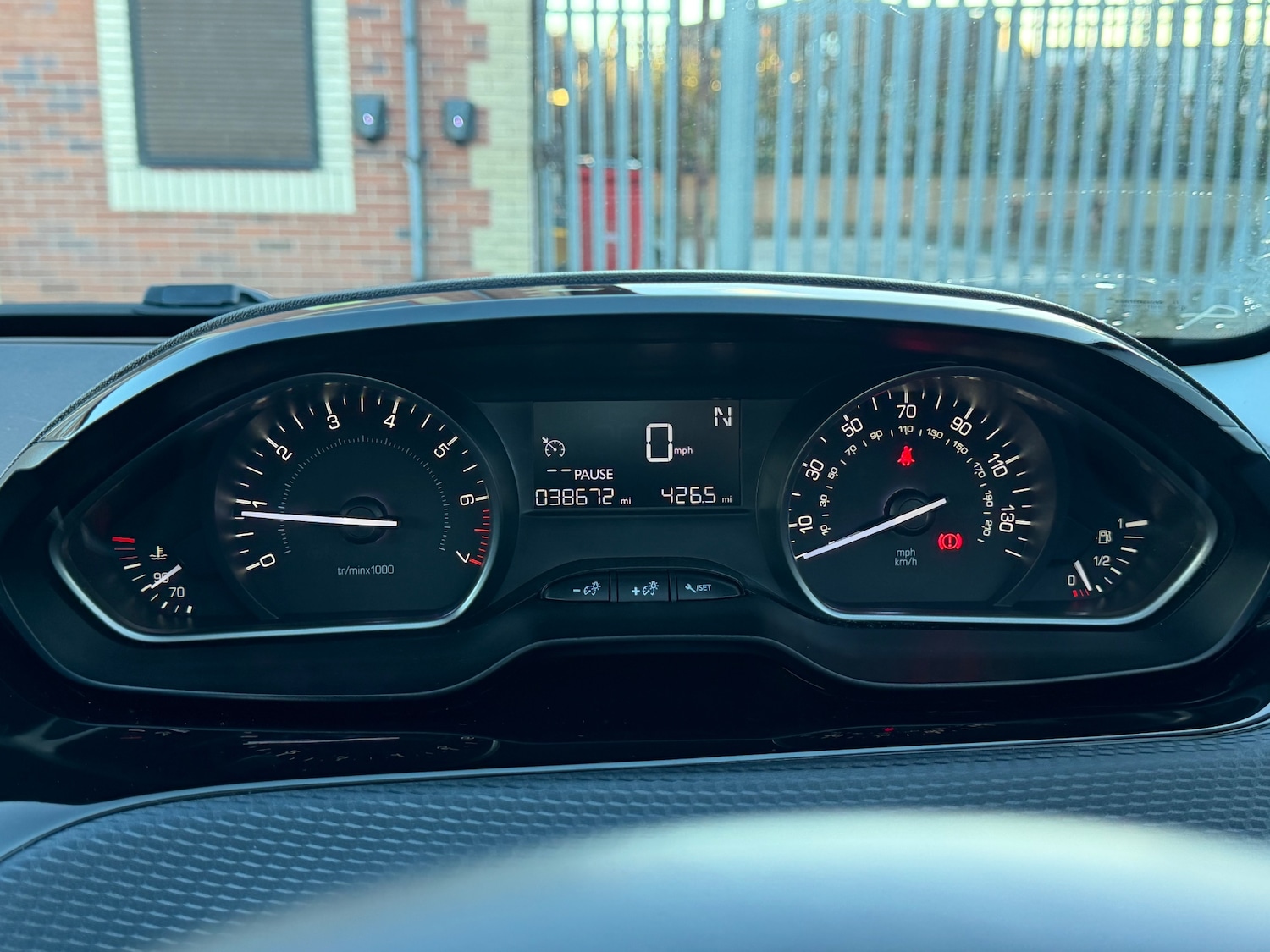 Used Peugeot 208 2016 for sale - 77587386: Photo 16