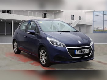Used Peugeot 208 2016 for sale - 77587386: Photo