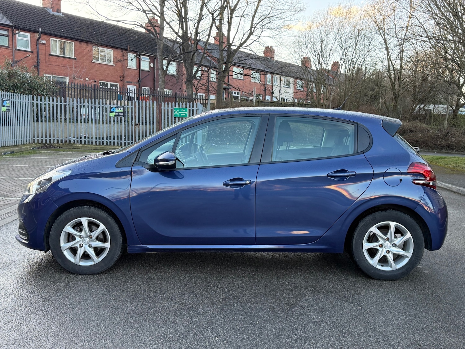 Used Peugeot 208 2016 for sale - 77587386: Photo 6