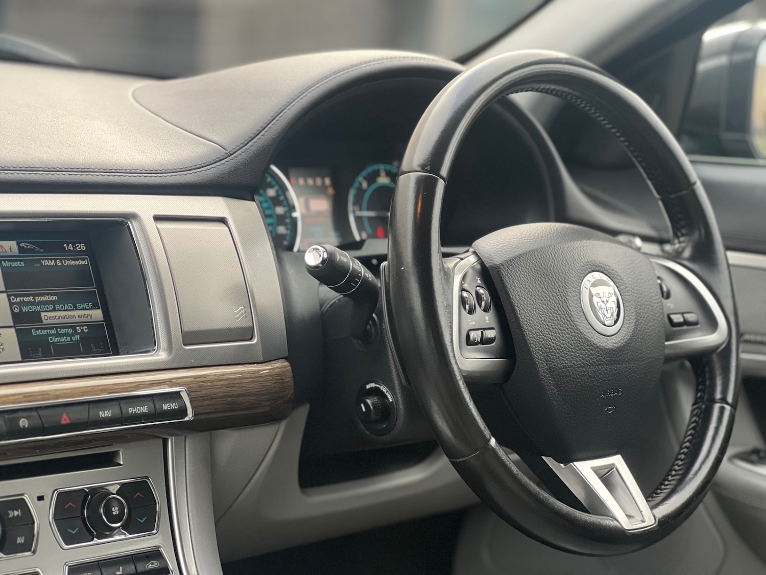 Used Jaguar XF 2014 for sale - 77106754: Photo 17