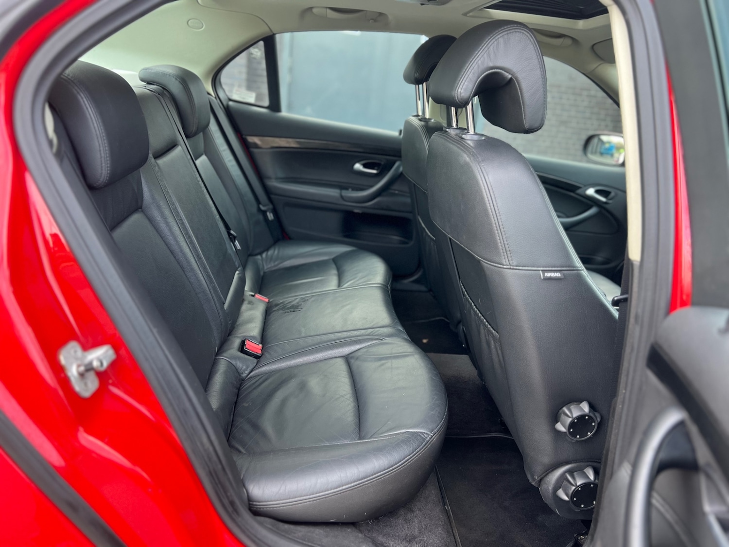 Used Saab 9-3 2010 for sale - 77106647: Photo 12