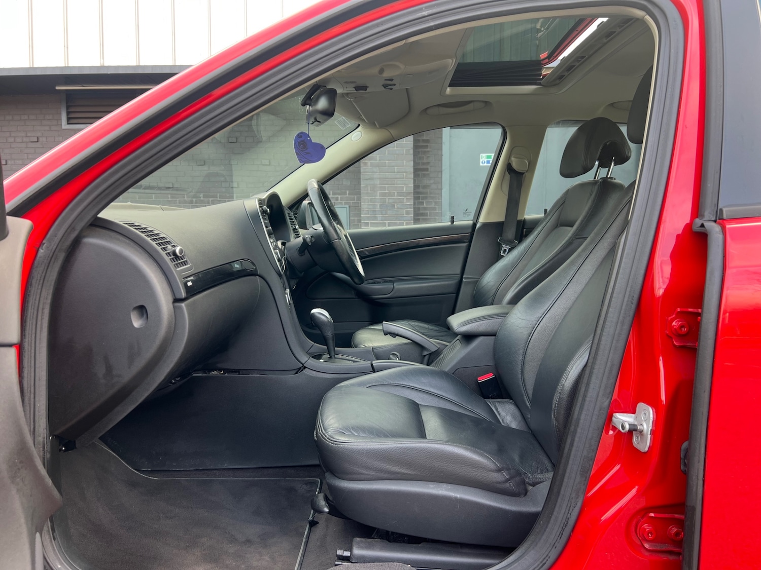 Used Saab 9-3 2010 for sale - 77106647: Photo 14