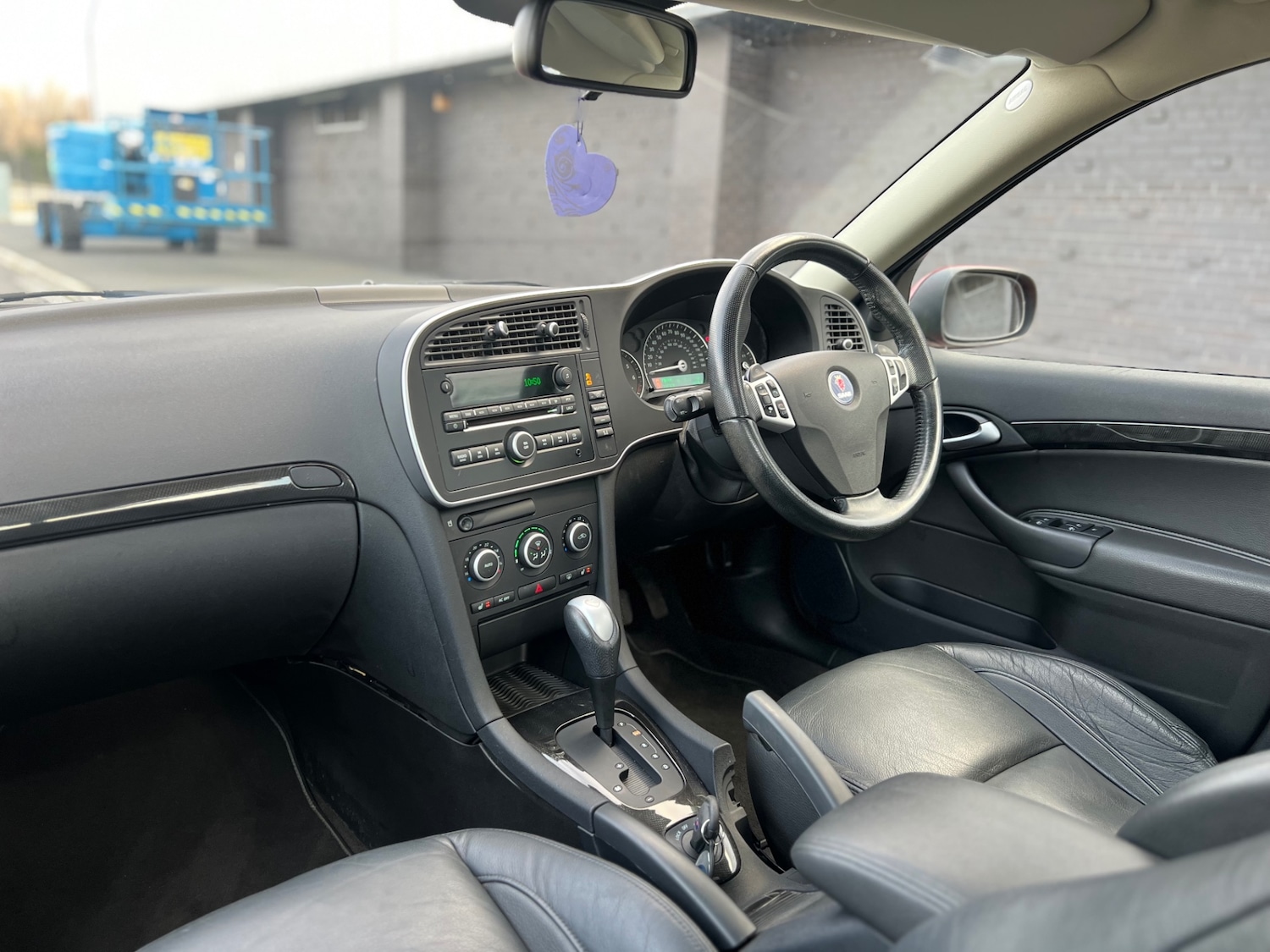 Used Saab 9-3 2010 for sale - 77106647: Photo 15