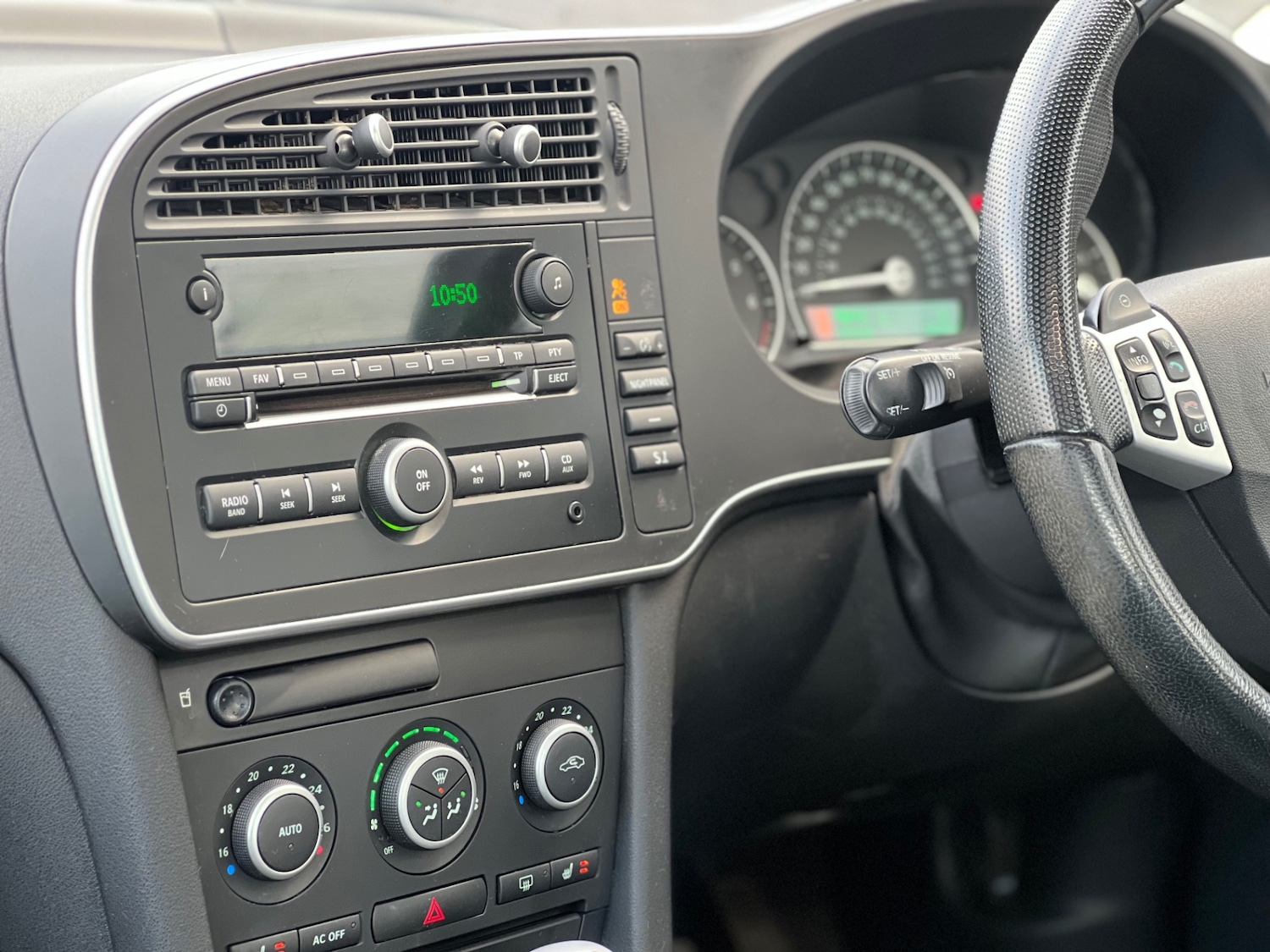 Used Saab 9-3 2010 for sale - 77106647: Photo 17