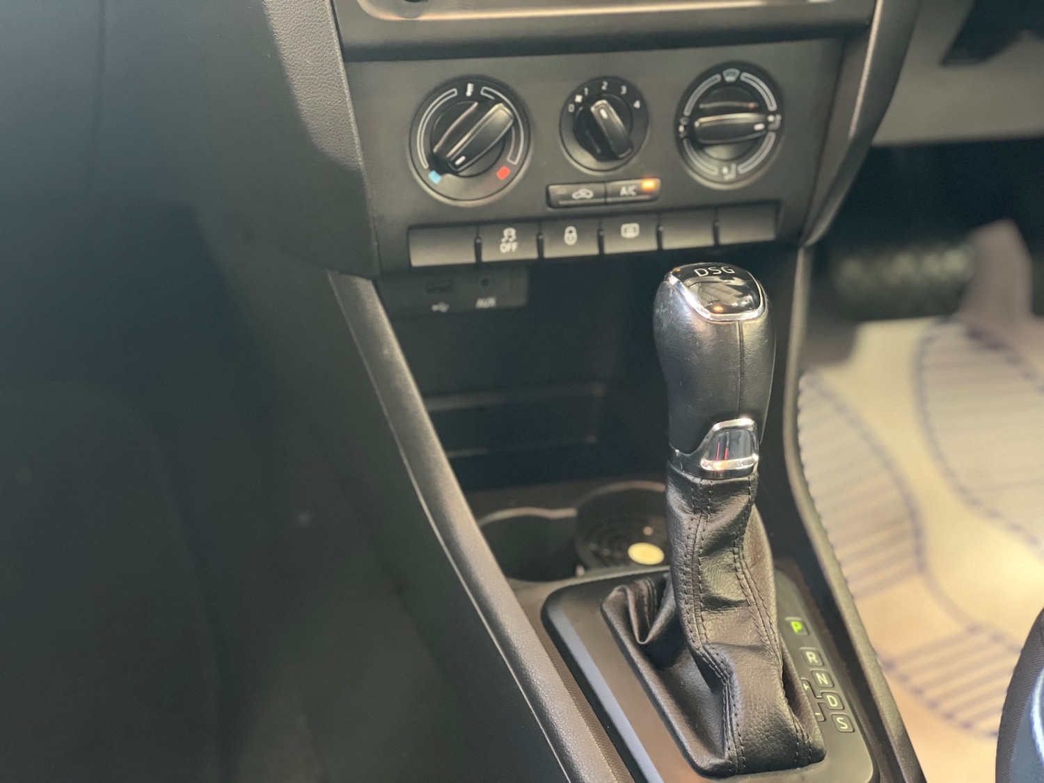 Used Skoda Rapid Spaceback 2014 for sale - 77106768: Photo 14