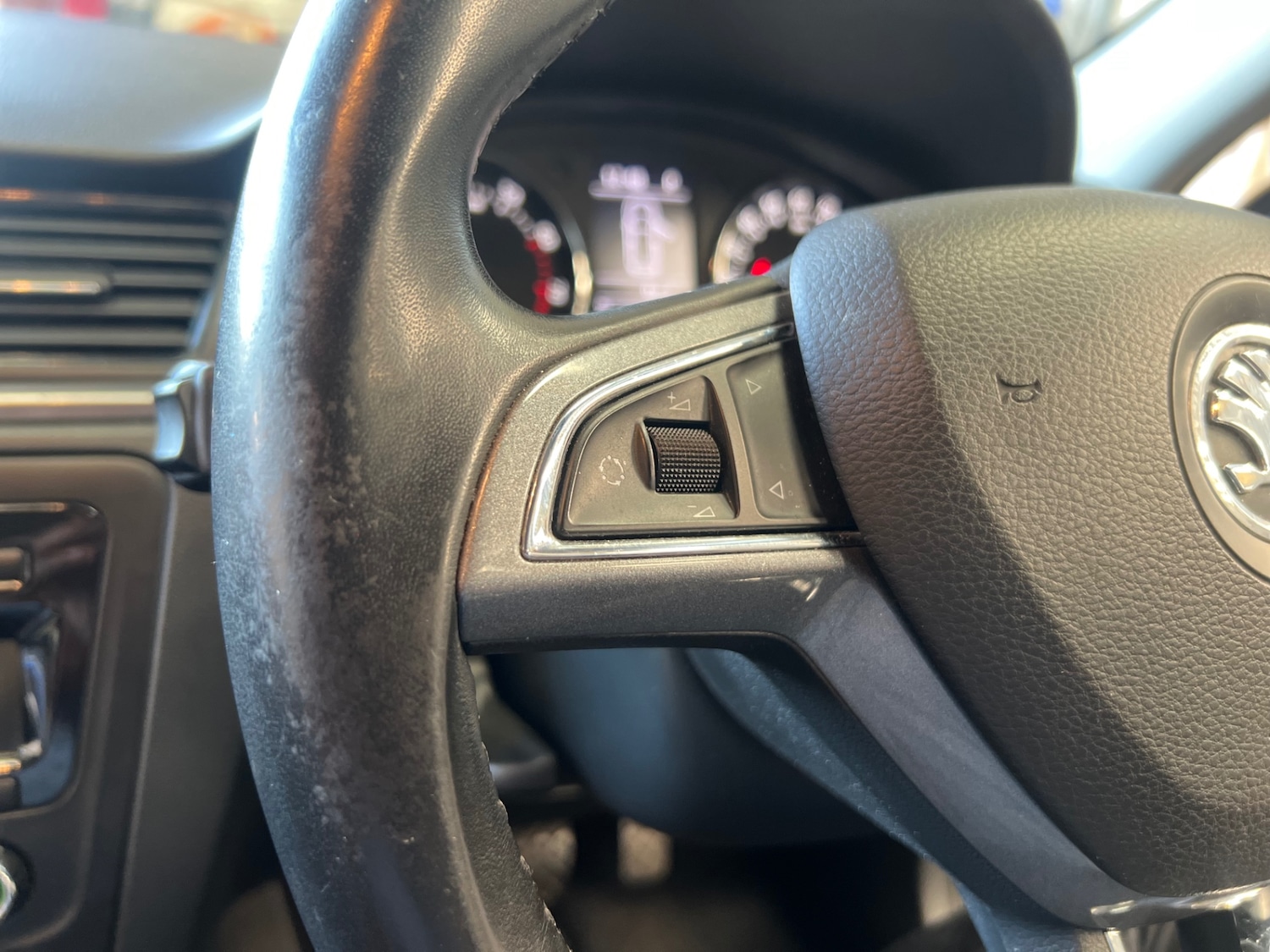 Used Skoda Rapid Spaceback 2014 for sale - 77106768: Photo 19