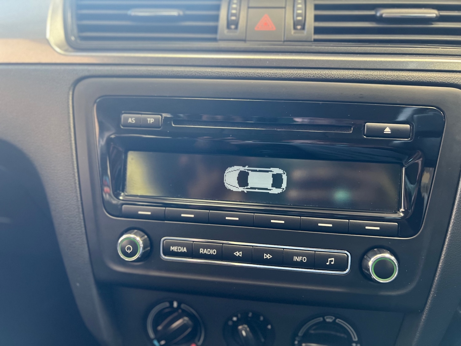 Used Skoda Rapid Spaceback 2014 for sale - 77106768: Photo 21