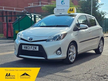 Used Toyota Yaris 2013 for sale - 78892330: Photo