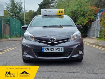 Used Toyota Yaris 2014 for sale - 79781093: Photo