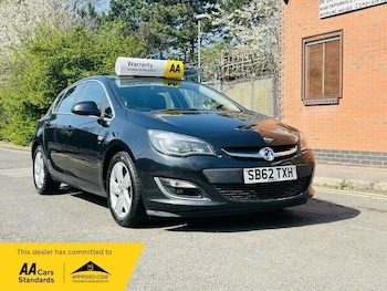 Used Vauxhall Astra 2013 for sale - 78436365: Photo