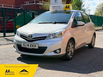 Used Toyota Yaris 2014 for sale - 78436366: Photo