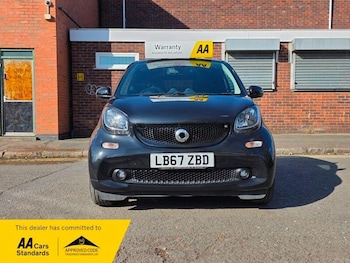 Used smart fortwo 2018 for sale - 78461601: Photo