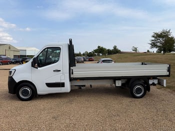 Used Renault Master 2023 for sale - 79651103: Photo