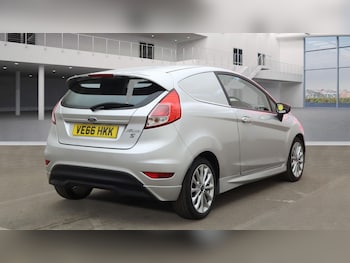 Used Ford Fiesta 2016 for sale - 78033835: Photo