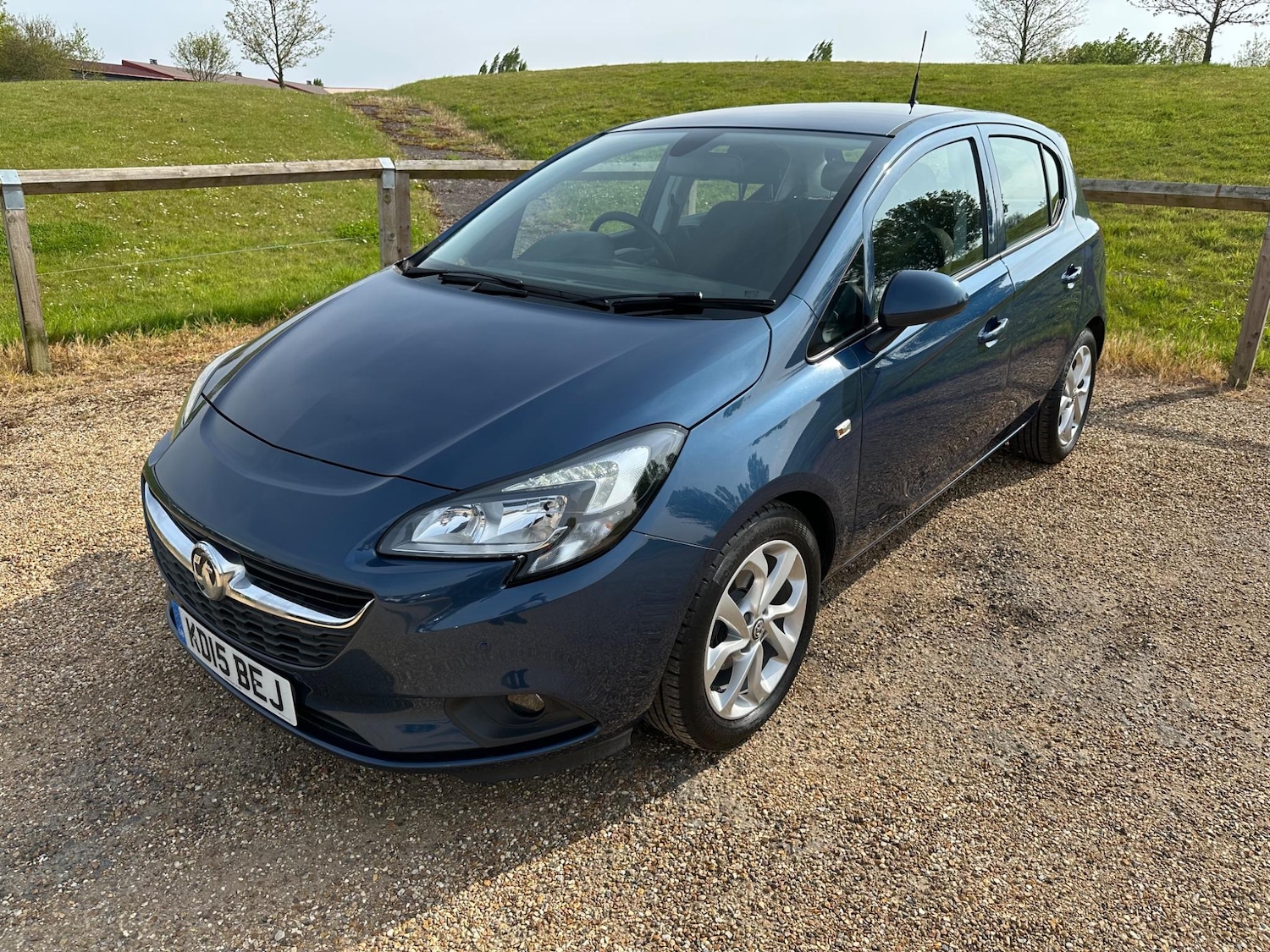 Used Vauxhall Corsa 2015 for sale - 76993657: Photo 3
