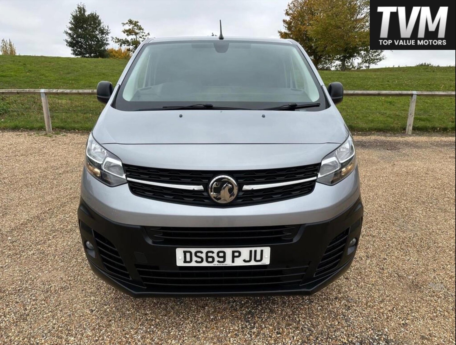 Used Vauxhall Vivaro 2019 for sale - 76989275: Photo 2