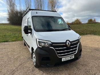 Renault Master feature image