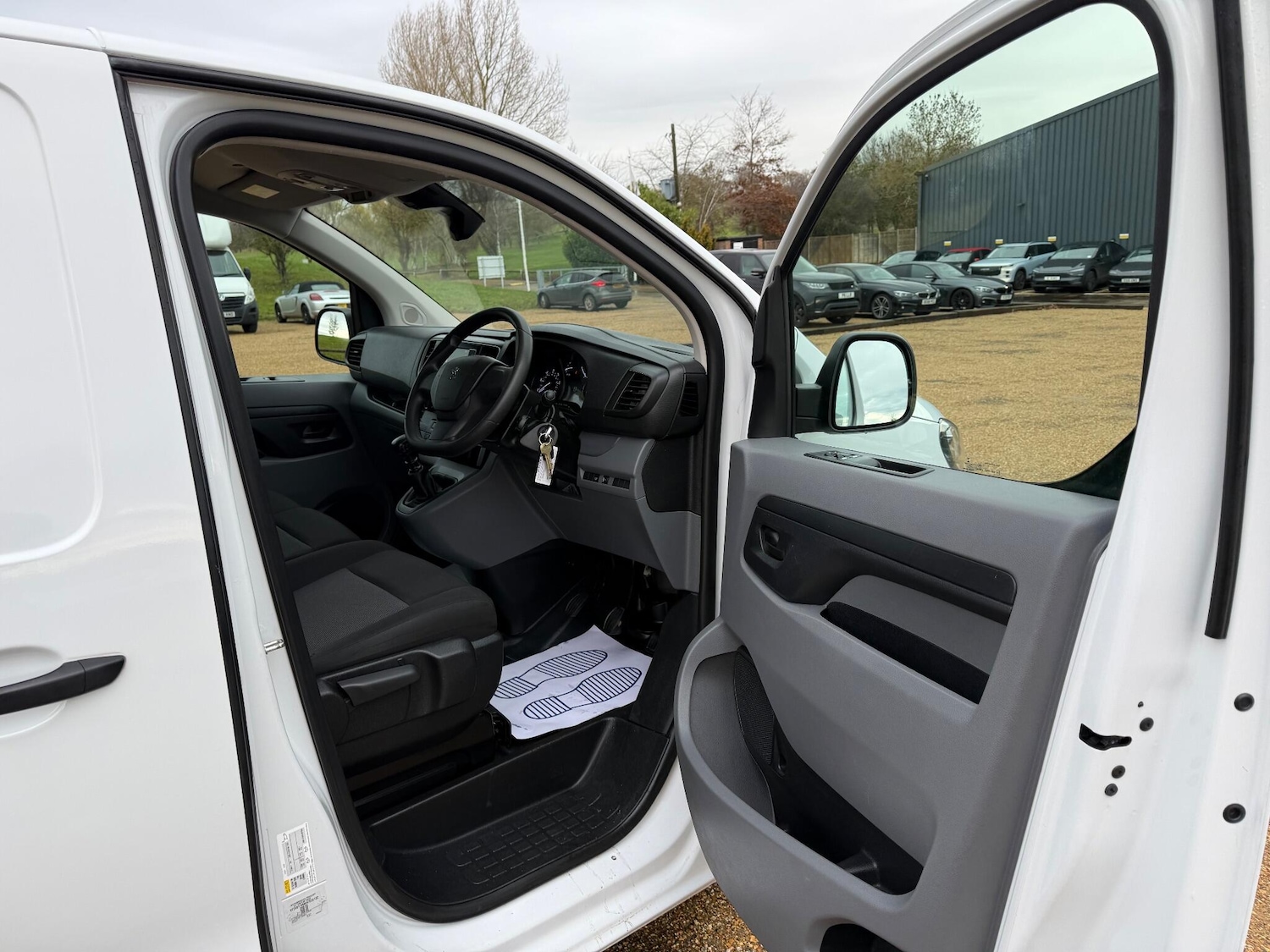 Used Peugeot Expert 2022 for sale - 77090915: Photo 21