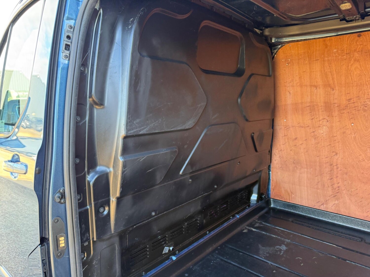 Used Ford Transit Custom 2018 for sale - 77396025: Photo 22