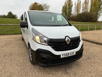 Renault Trafic feature image