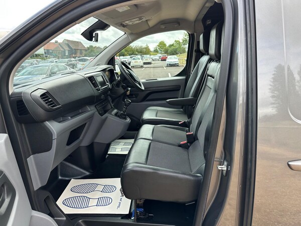 Used Vauxhall Vivaro 2020 for sale - 76158888: Photo 12