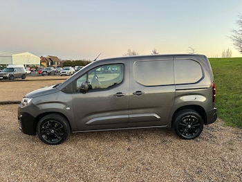 Used Citroen Berlingo 2020 for sale - 76997845: Photo