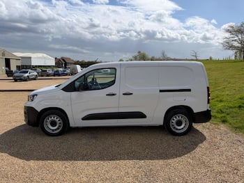 Used Peugeot Partner 2023 for sale - 79651172: Photo