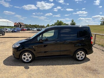 Used Ford Transit Courier 2023 for sale - 75246730: Photo