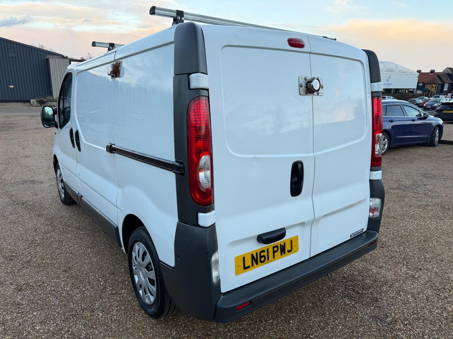 Used Vauxhall Vivaro 2011 for sale - 76839386: Photo 5